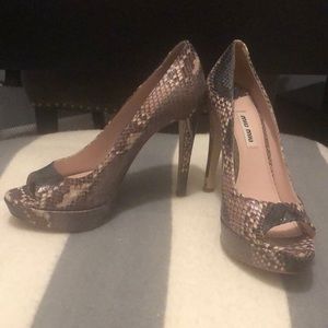 Miu Miu python pumps
